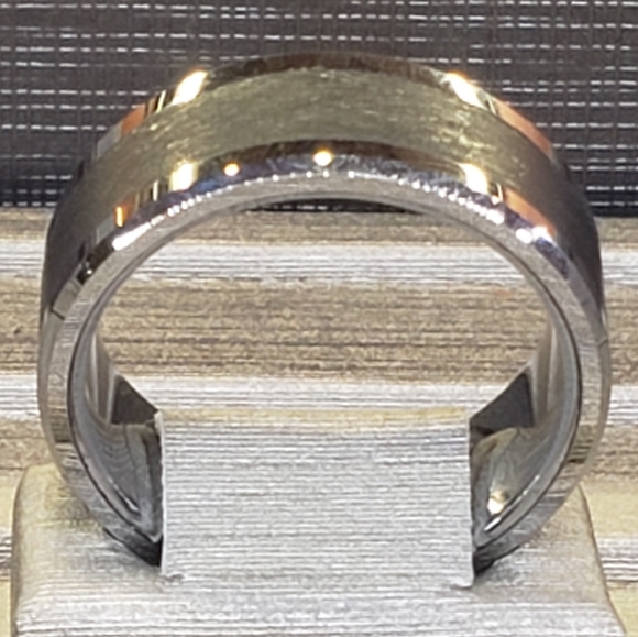 Zales Tungsten men's wedding band - Picture 3 of 4
